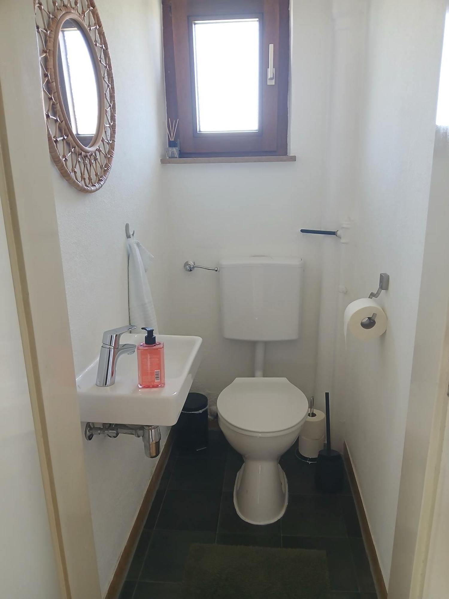 Happybnb Apartment Mit Sonniger Terrasse Lochgau Εξωτερικό φωτογραφία